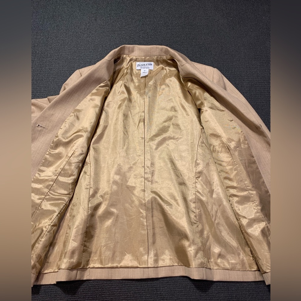 Pendleton 100% Virgin Wool 2 Button Tan Jacket Si… - image 5